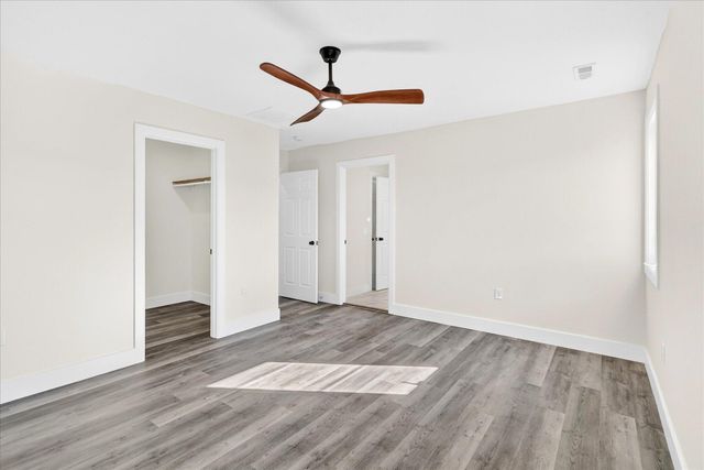 858 E Richmond Way, Nixa, MO 65714