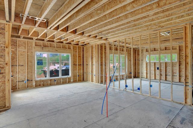 858 E Richmond Way, Nixa, MO 65714