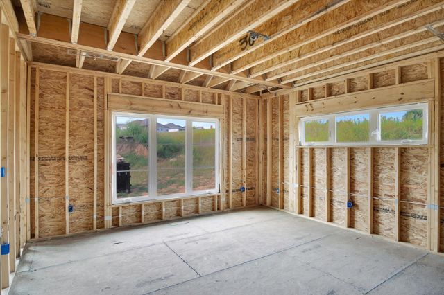 858 E Richmond Way, Nixa, MO 65714