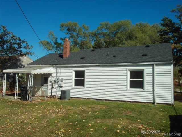 26751 Belanger Street, Roseville, MI 48066