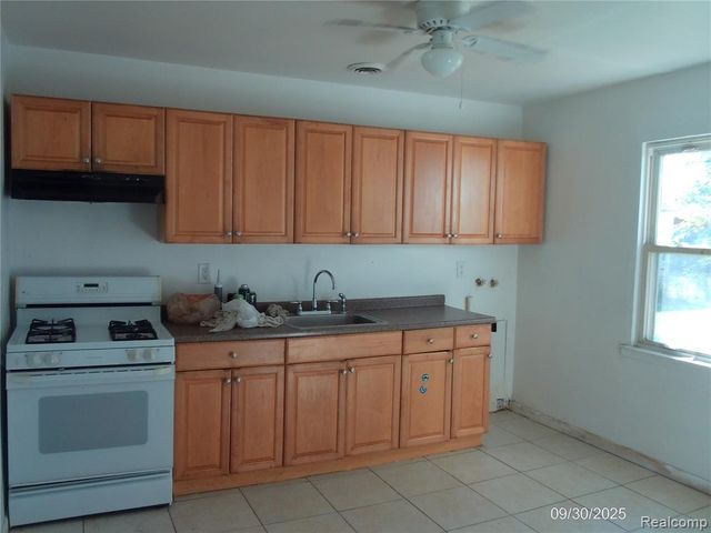 26751 Belanger Street, Roseville, MI 48066