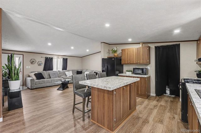 7701 Brighton Boulevard, Commerce City, CO 80022