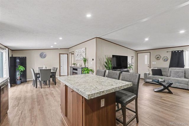 7701 Brighton Boulevard, Commerce City, CO 80022