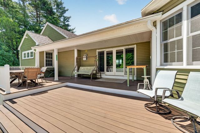 16 Pond Street, Carver, MA 02330