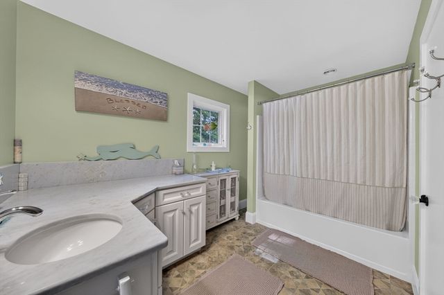 16 Pond Street, Carver, MA 02330