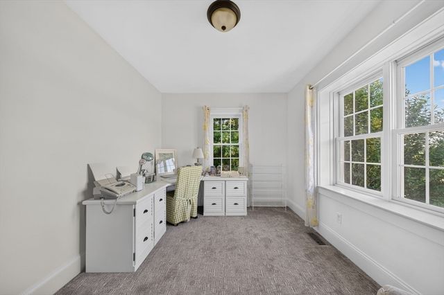 16 Pond Street, Carver, MA 02330
