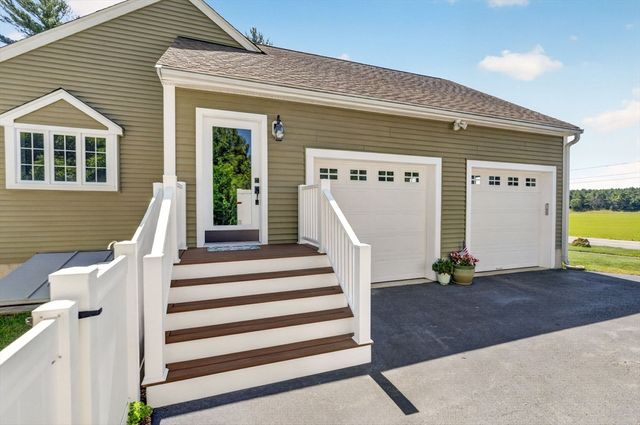 16 Pond Street, Carver, MA 02330