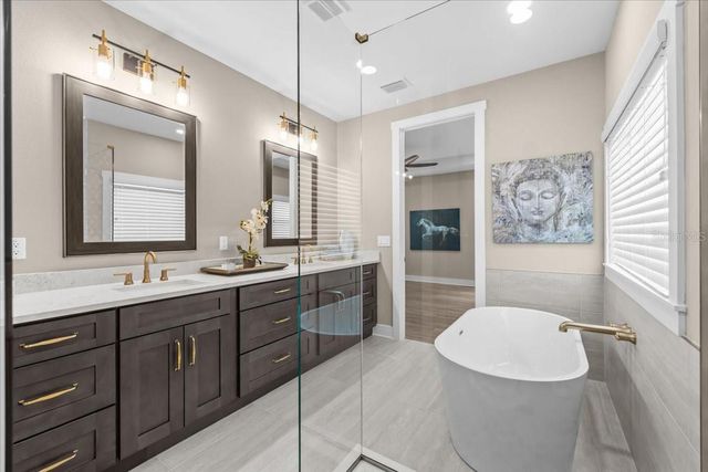 213 W GIDDENS AVENUE, Tampa, FL 33603