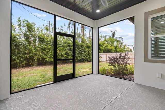 213 W GIDDENS AVENUE, Tampa, FL 33603