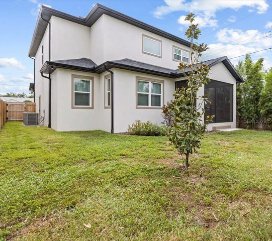 213 W GIDDENS AVENUE, Tampa, FL 33603