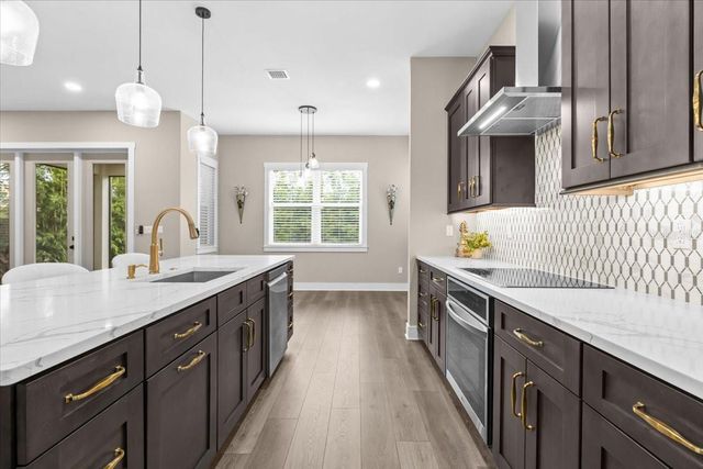 213 W GIDDENS AVENUE, Tampa, FL 33603