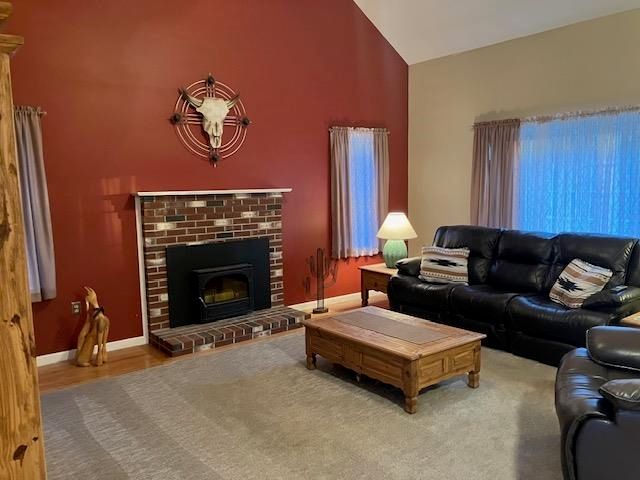 11 Lantern Lane, Londonderry, NH 03053