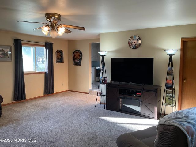 6339 Hill Avenue, Toledo, OH 43615