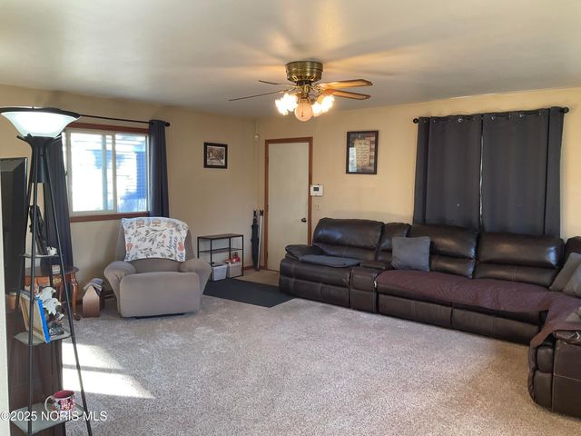 6339 Hill Avenue, Toledo, OH 43615