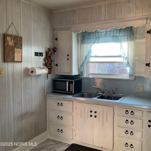 6339 Hill Avenue, Toledo, OH 43615