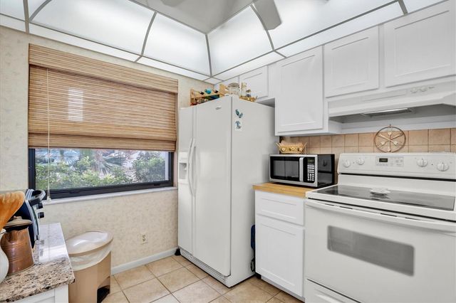 6265 SUN BOULEVARD 107, St Petersburg, FL 33715