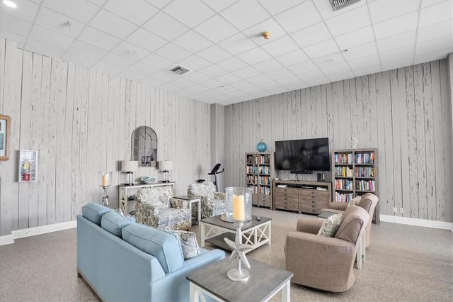 6265 SUN BOULEVARD 107, St Petersburg, FL 33715