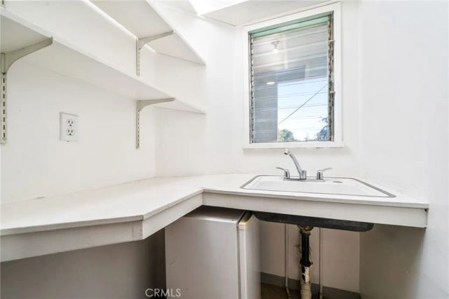 1150 N Indian Hill Boulevard, Claremont, CA 91711