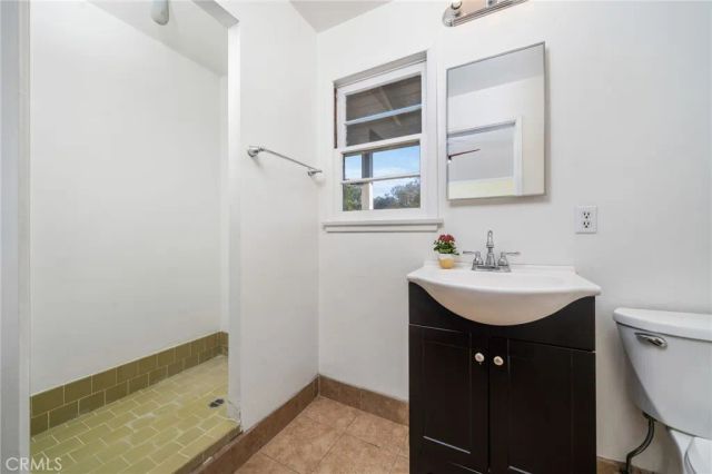 1150 N Indian Hill Boulevard, Claremont, CA 91711