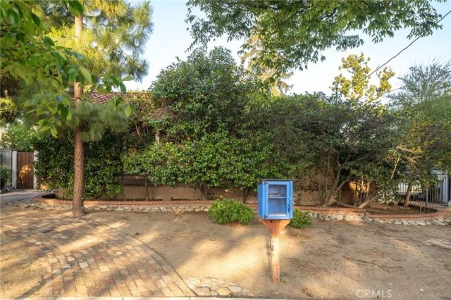 1150 N Indian Hill Boulevard, Claremont, CA 91711