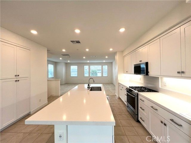 1645 W Lincoln Avenue 101, Anaheim, CA 92801