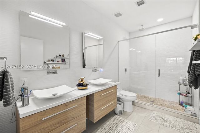 808 NW 44th Ter, Plantation, FL 33317