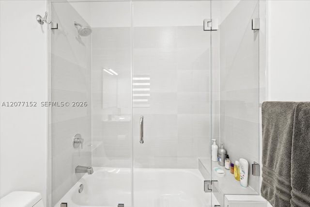808 NW 44th Ter, Plantation, FL 33317