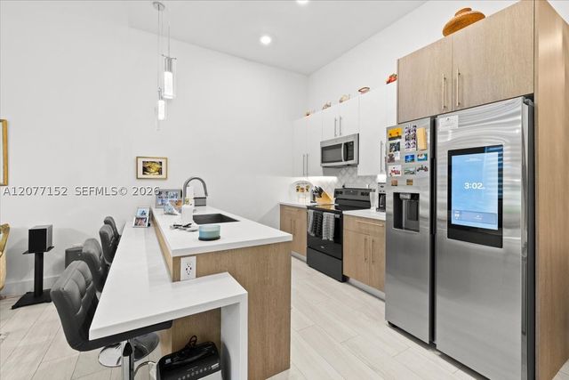 808 NW 44th Ter, Plantation, FL 33317