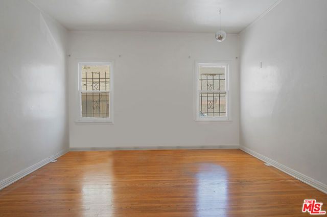 712 S Stanley Avenue, Los Angeles, CA 90036