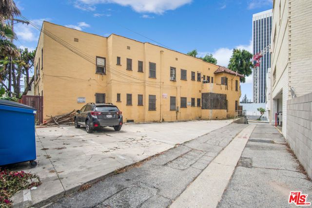 712 S Stanley Avenue, Los Angeles, CA 90036