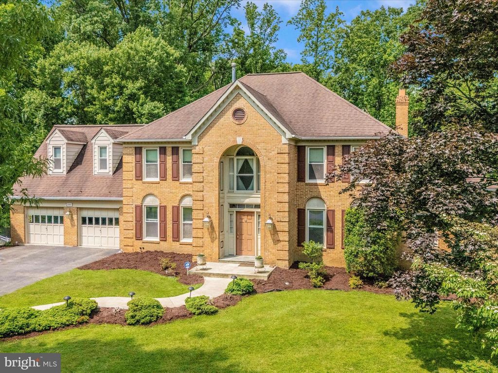 608 SILVERSTONE CT, Silver Spring, MD 20905