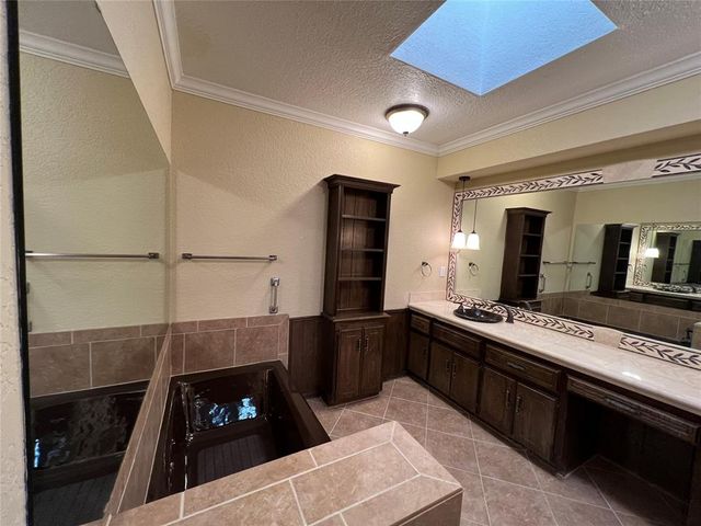 6505 NW 94th Street, Oklahoma City, OK 73162