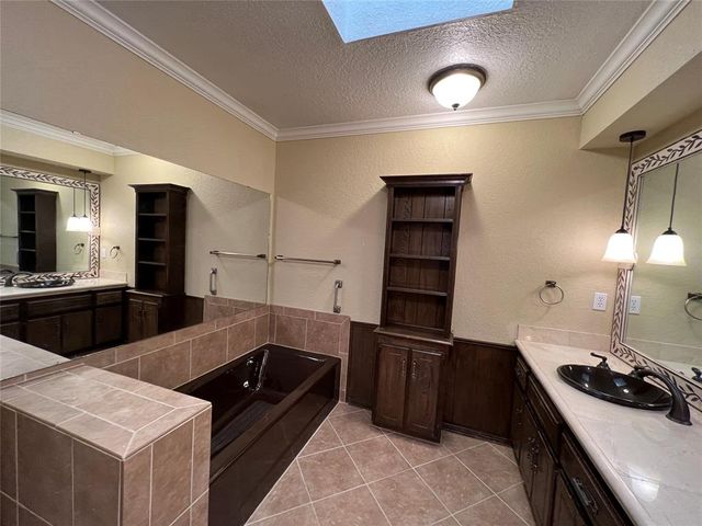 6505 NW 94th Street, Oklahoma City, OK 73162