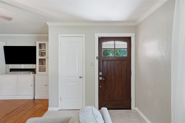 7017 Culver Avenue, Fort Worth, TX 76116