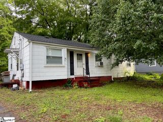 12 E Decature Street, Greenville, SC 29617