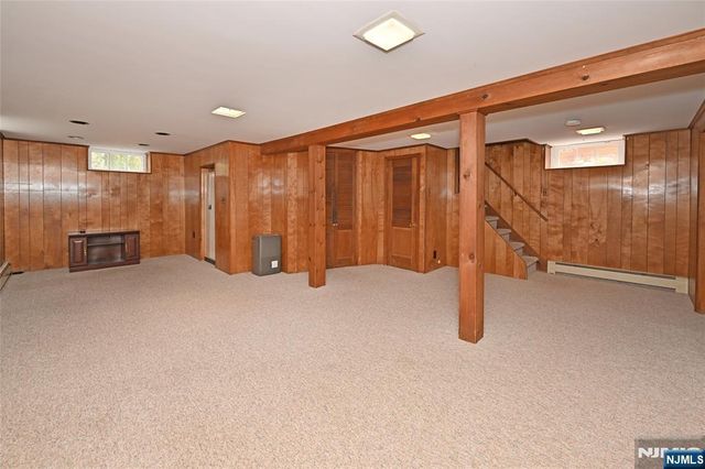 264 Morse Avenue, Wyckoff, NJ 07481