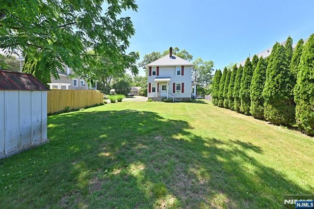 264 Morse Avenue, Wyckoff, NJ 07481