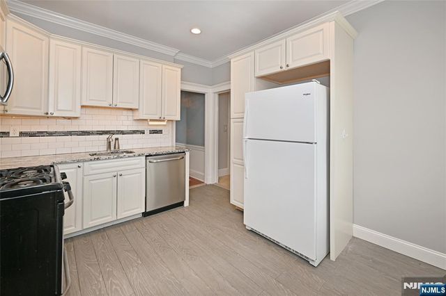 264 Morse Avenue, Wyckoff, NJ 07481