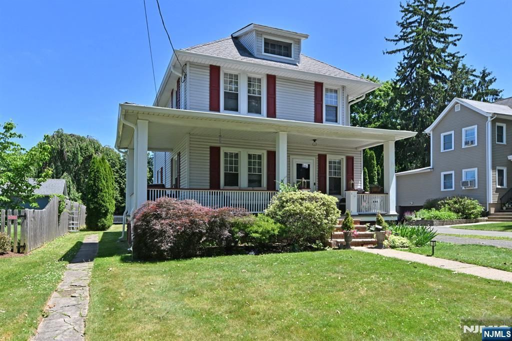 264 Morse Avenue, Wyckoff, NJ 07481