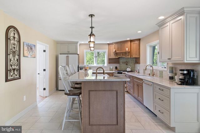 404 E HAWTHORNE CT E, Hockessin, DE 19707