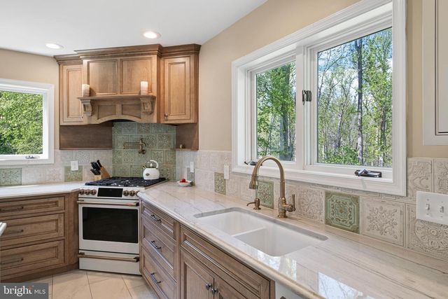 404 E HAWTHORNE CT E, Hockessin, DE 19707