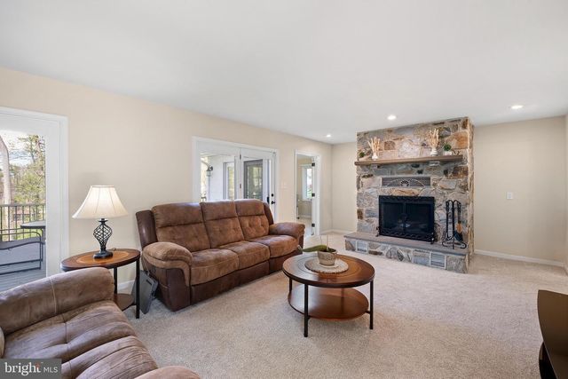 404 E HAWTHORNE CT E, Hockessin, DE 19707