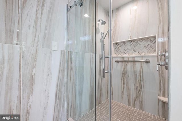 404 E HAWTHORNE CT E, Hockessin, DE 19707