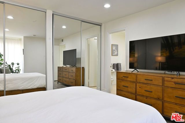 4499 Via Marisol 120B, Los Angeles, CA 90042