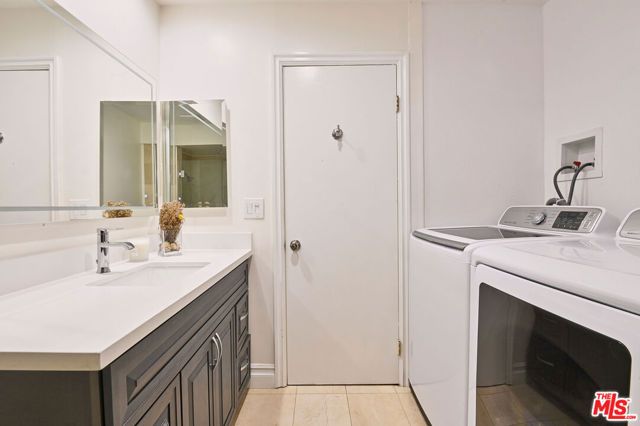 4499 Via Marisol 120B, Los Angeles, CA 90042