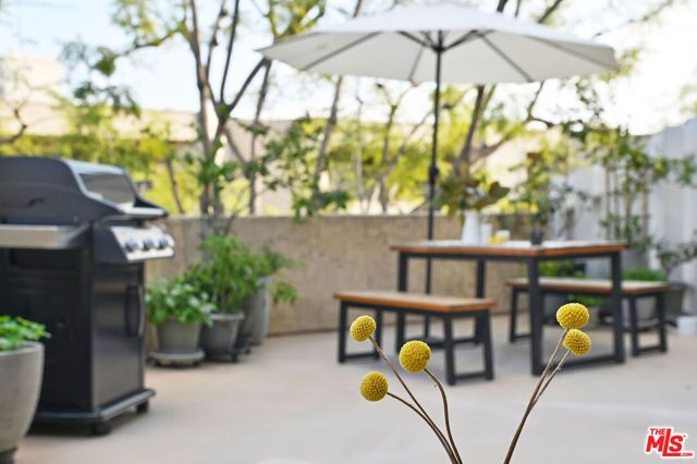 4499 Via Marisol 120B, Los Angeles, CA 90042