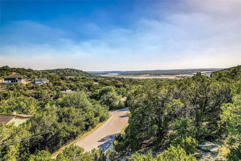 21006 Post Oak DR, Lago Vista, TX 78645