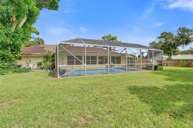 1021 Grandview Blvd, Fort Pierce, FL 34982