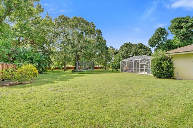 1021 Grandview Blvd, Fort Pierce, FL 34982