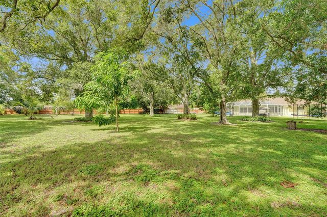 1021 Grandview Blvd, Fort Pierce, FL 34982